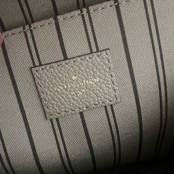 Sold 🥰Louis Vuitton Empriente Pochette Metis Turtledove - Picture 5 of 12